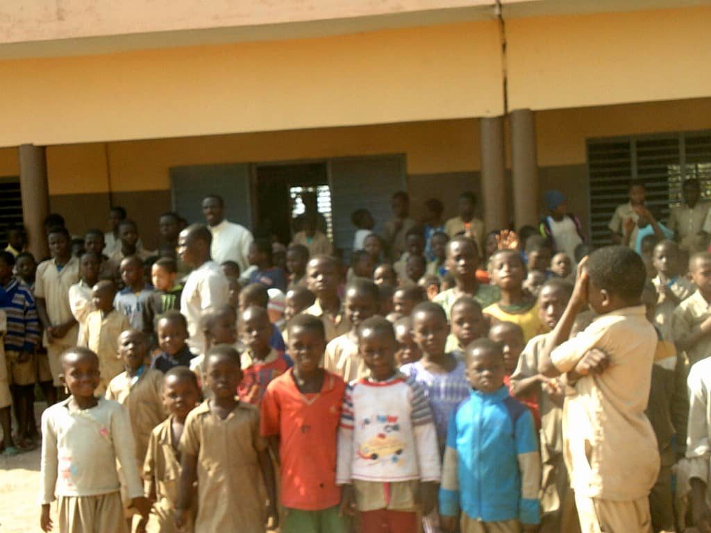 fondation heloise charruau ecole Saint Joseph Alfa Kpara beninIMG  WA